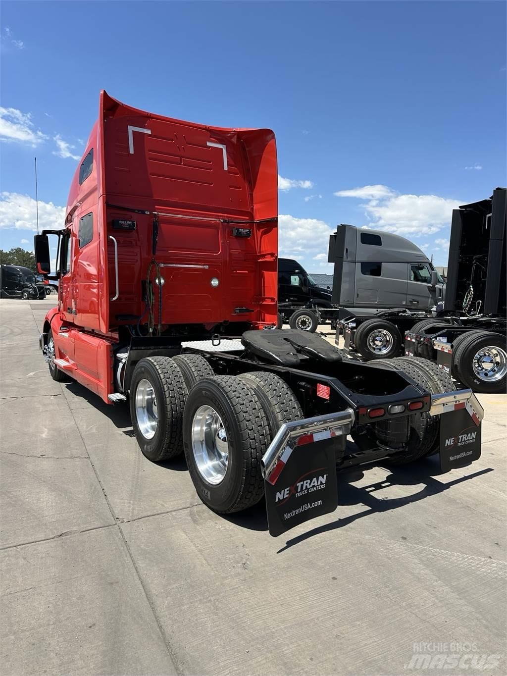 Volvo VNL64T760 Tegljači