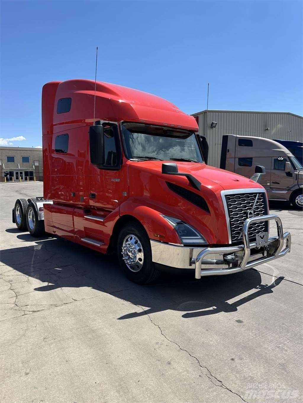 Volvo VNL64T760 Tegljači