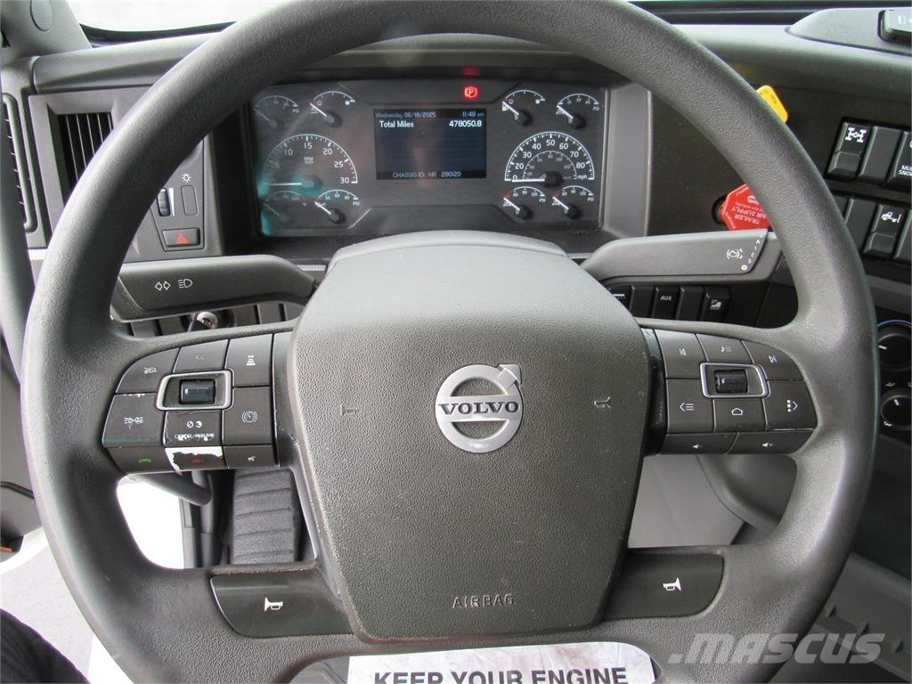 Volvo VNL64T760 Tegljači