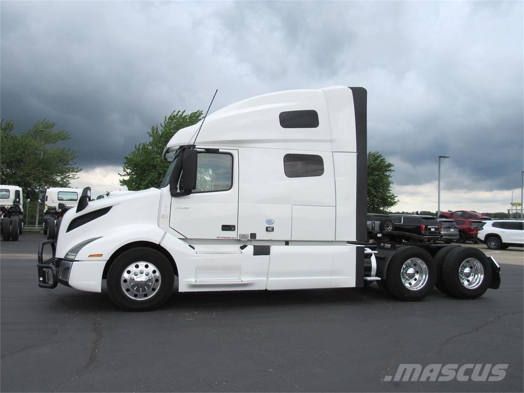 Volvo VNL64T760 Tegljači