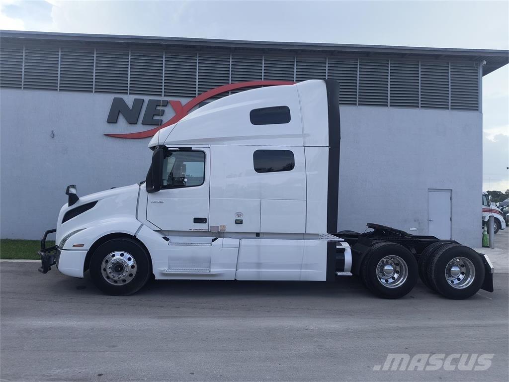Volvo VNL64T760 Tegljači