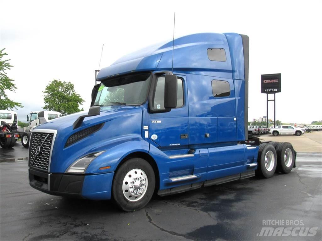 Volvo VNL64T760 Tegljači