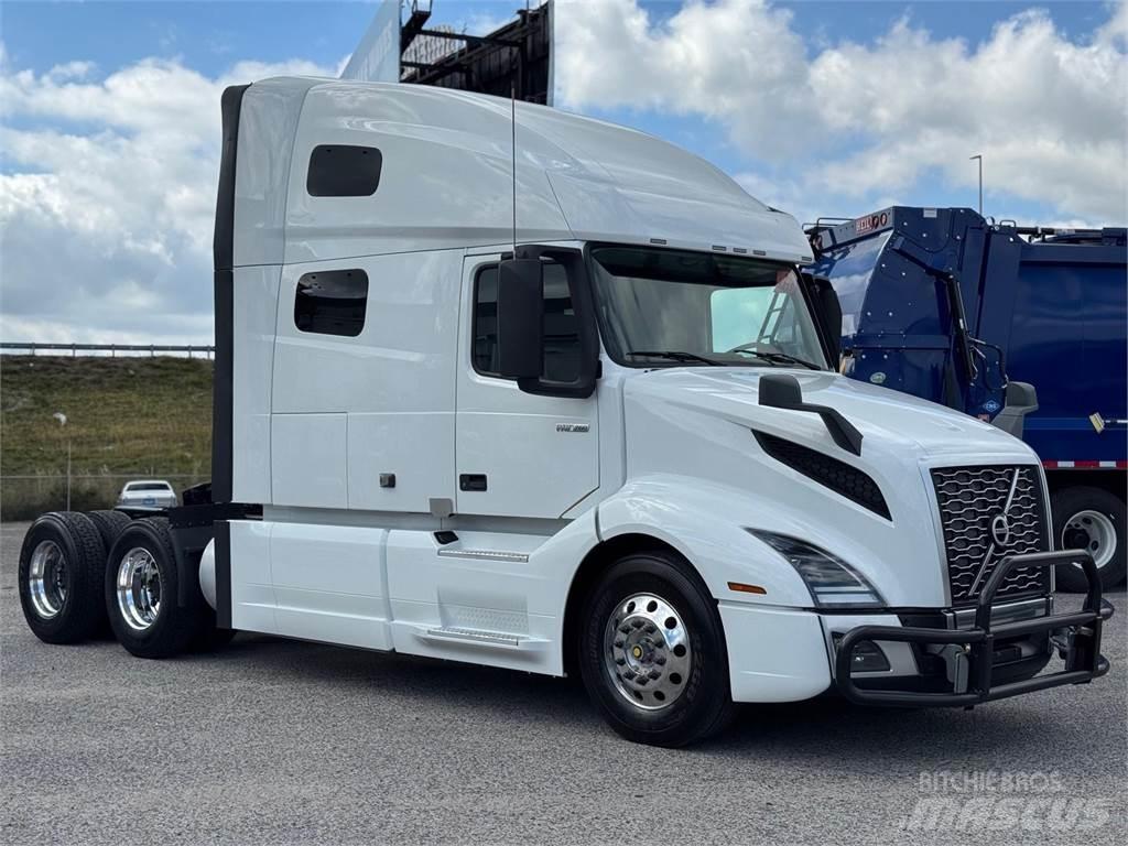 Volvo VNL64T760 Tegljači