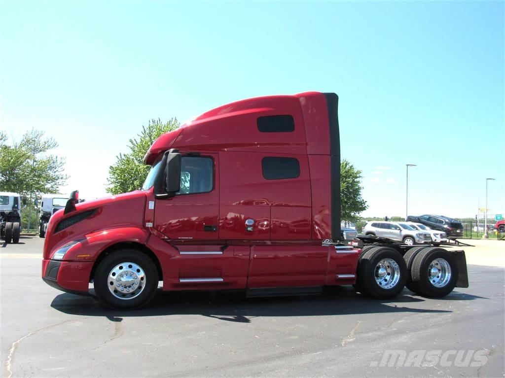 Volvo VNL64T760 Tegljači