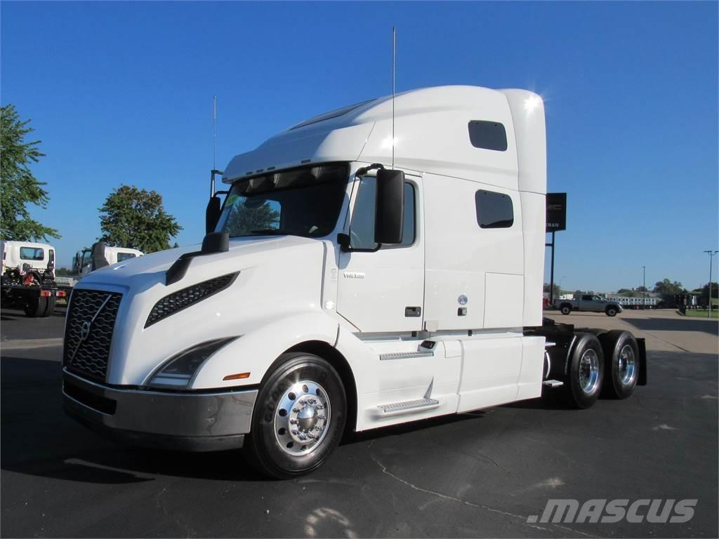 Volvo VNL64T760 Tegljači