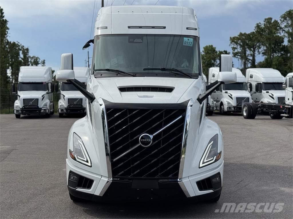 Volvo VNL64T840 Tegljači
