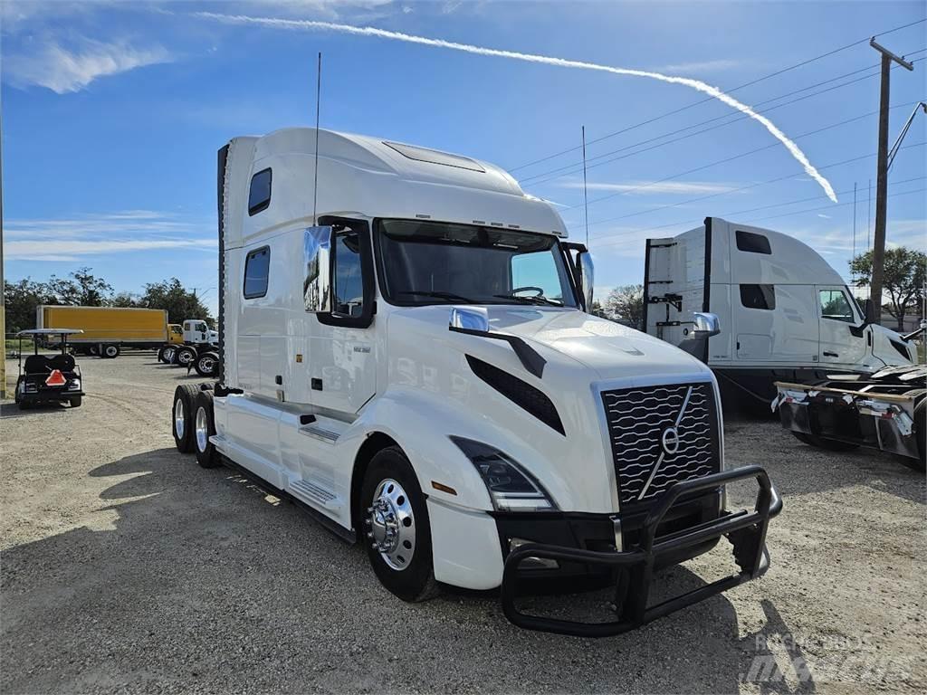 Volvo VNL64T860 Tegljači