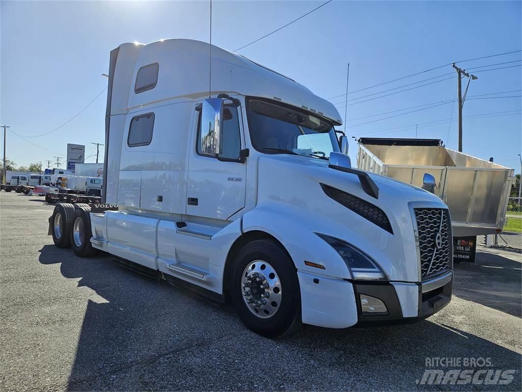 Volvo VNL64T860 Tegljači