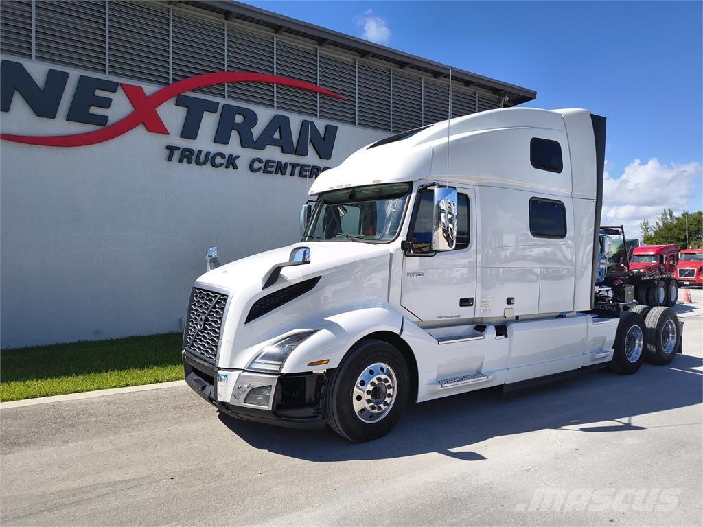 Volvo VNL64T860 Tegljači