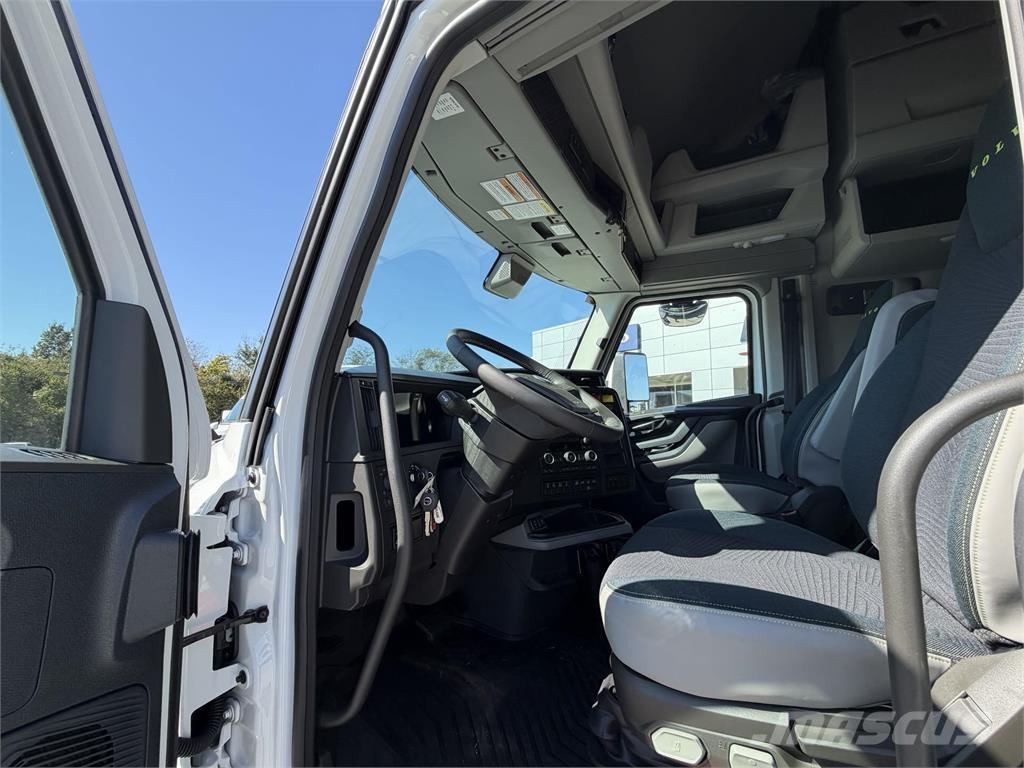 Volvo VNL64T860 Tegljači