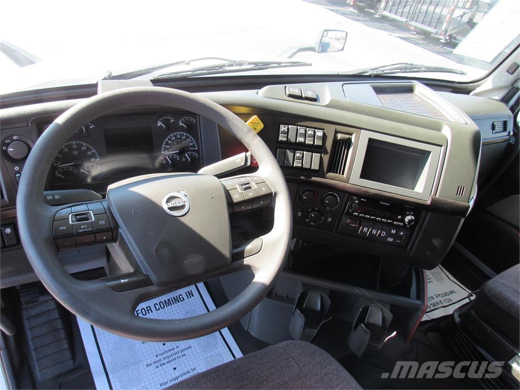 Volvo VNL64T860 Tegljači