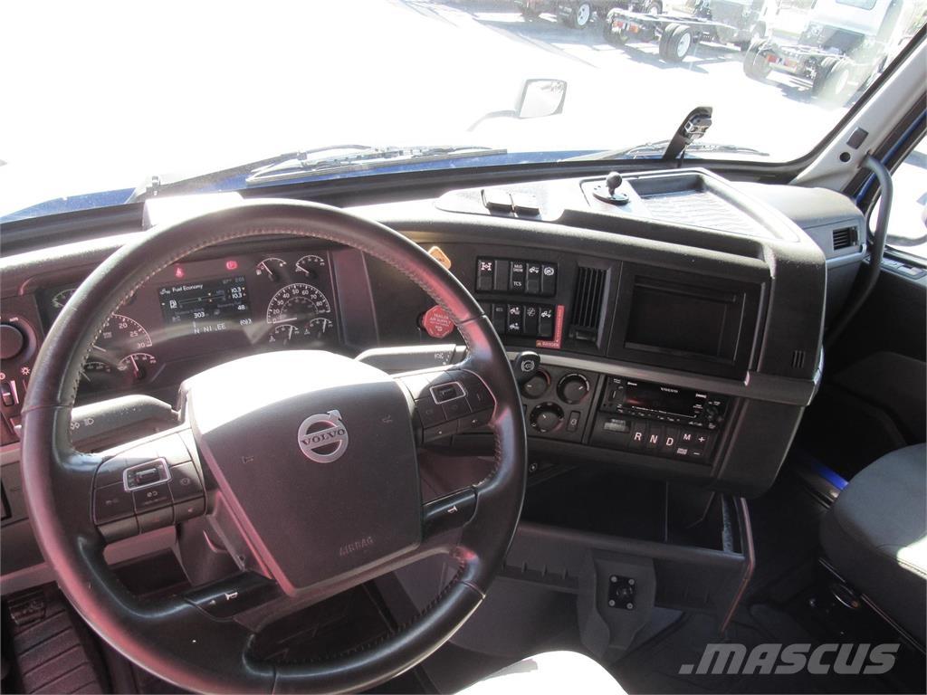 Volvo VNL860 Tegljači