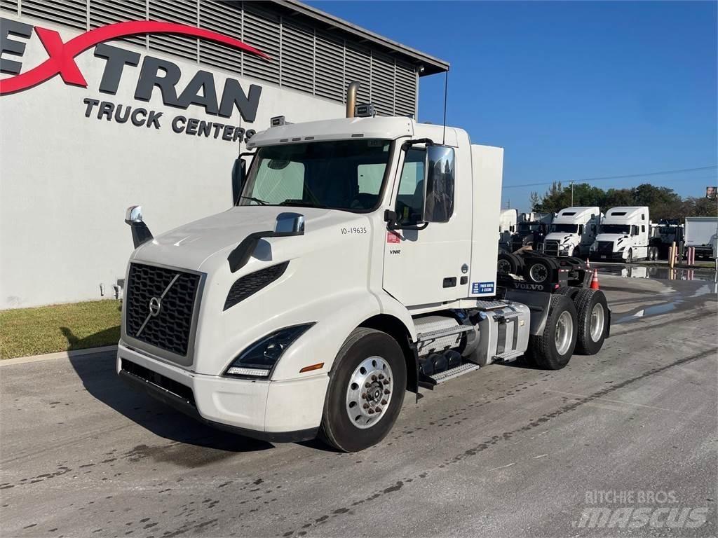 Volvo VNR64T Tegljači