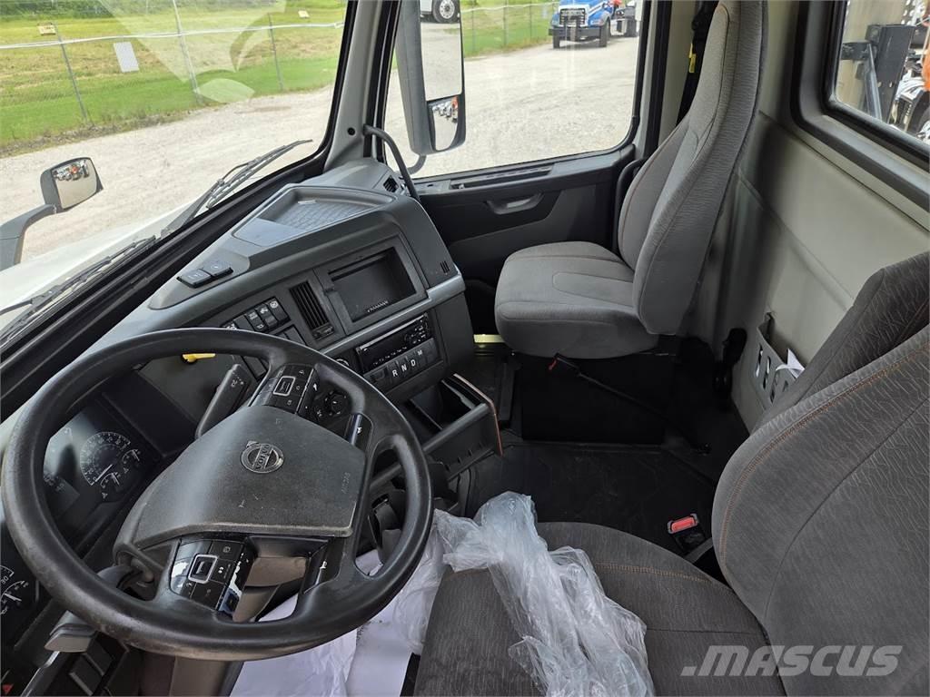 Volvo VNR64T300 Tegljači