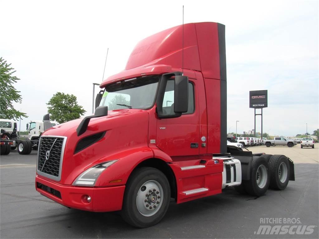 Volvo VNR64T300 Tegljači