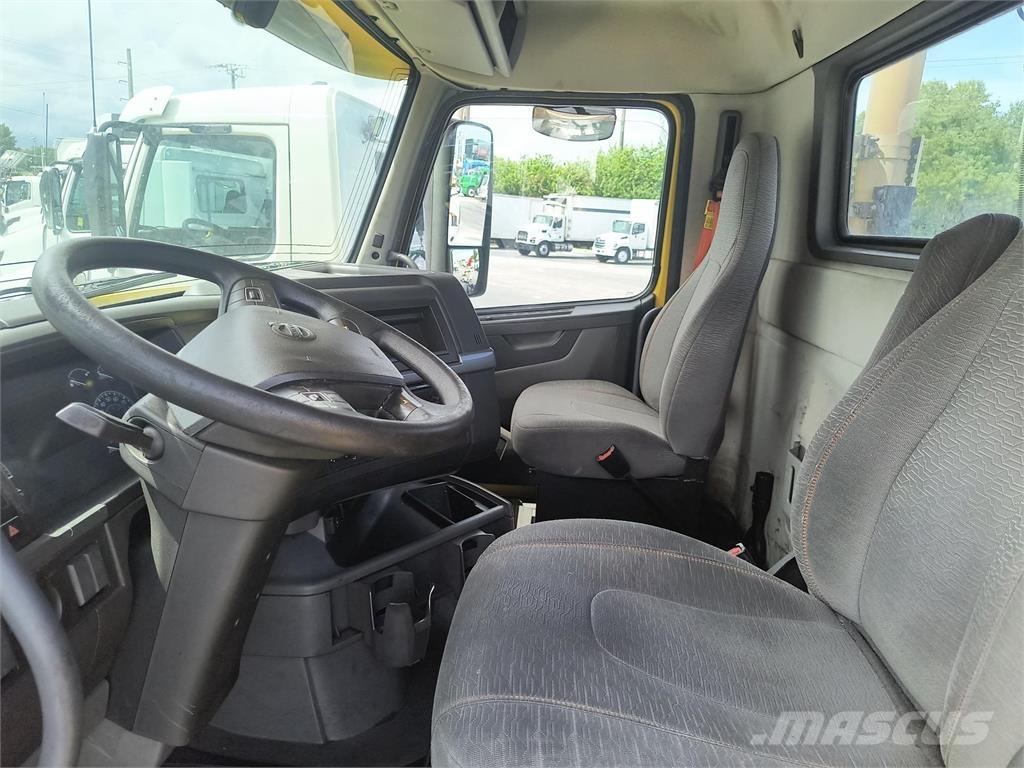 Volvo VNR64T300 Tegljači