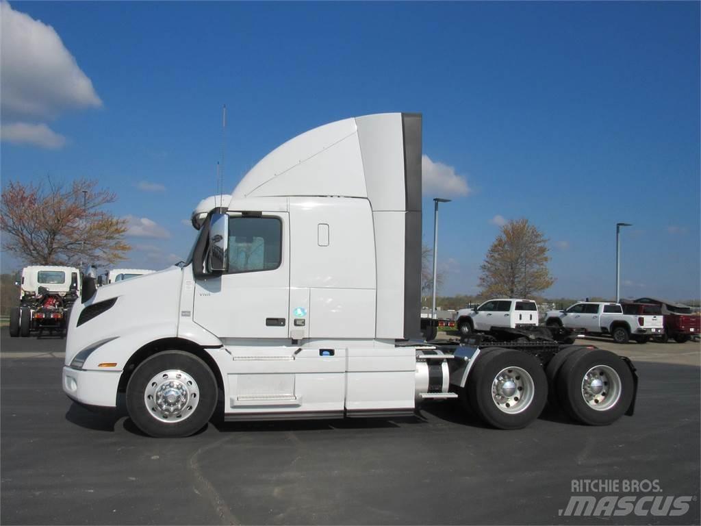 Volvo VNR64T400 Tegljači