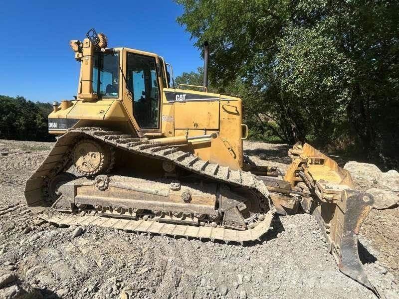 CAT D6N LGP Buldožeri guseničari