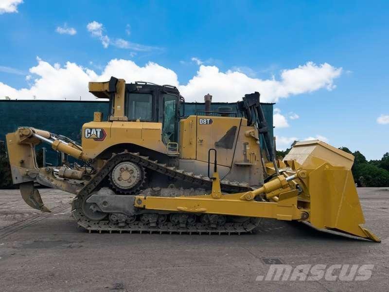 CAT D8T Buldožeri guseničari