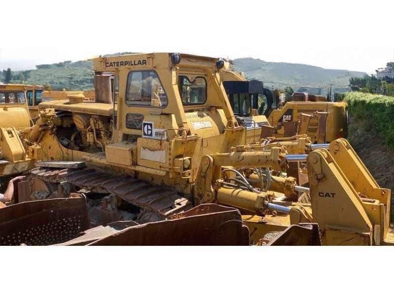 CAT D9H Buldožeri guseničari