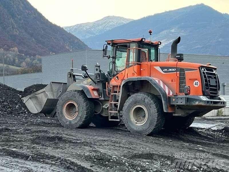 Doosan DL300 Utovarivači na točkove