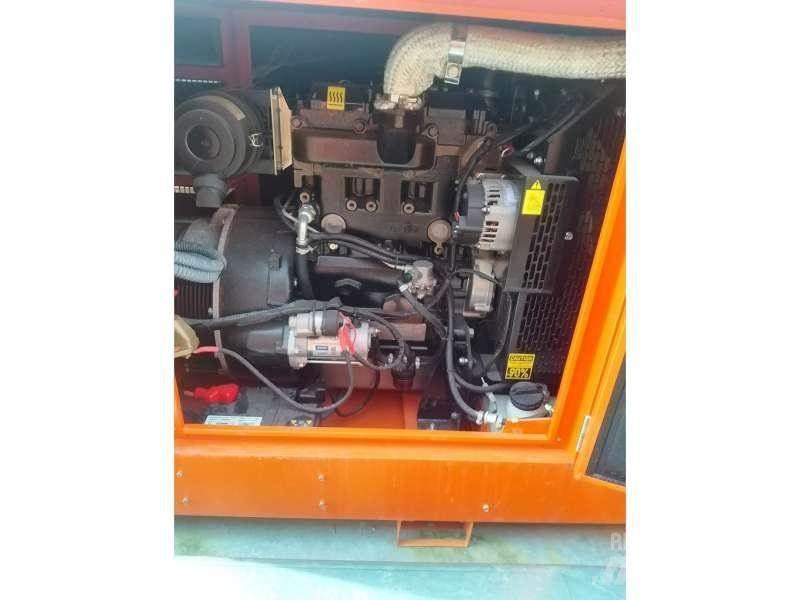  Gruau 22 KVA Dizel generatori