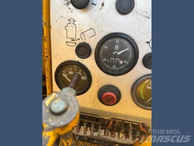 Hamm DV1022C Nabijači zemlje