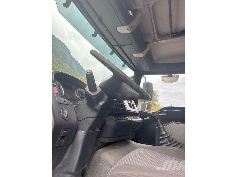 MAN 26/440 Kiperi kamioni