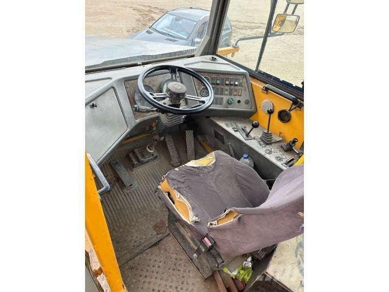 Volvo A30C Zglobni damperi