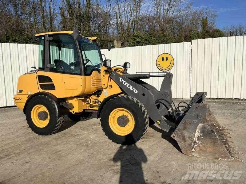 Volvo L28F Mini utovarivači
