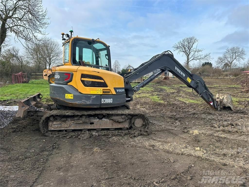 Volvo ECR88D Bageri guseničari