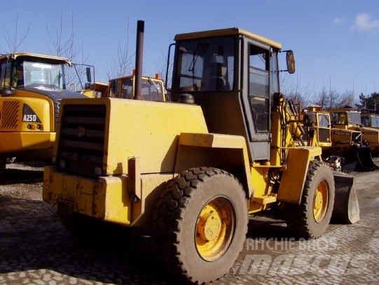 JCB 410 Utovarivači na točkove