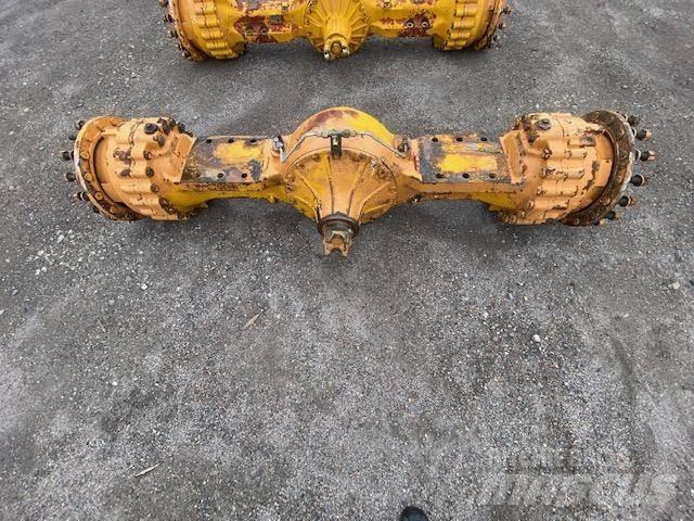 CASE 821 c axles Osovine