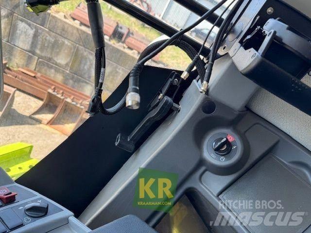 CLAAS LEXION 750 Kombajni