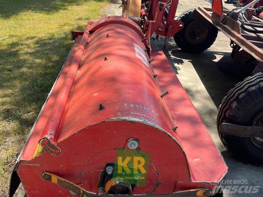 Dücker USM 21 Kosilice za livade