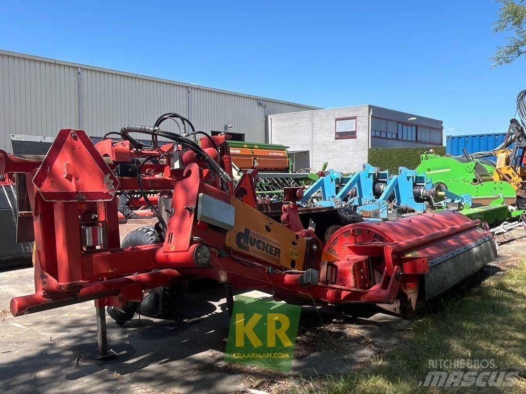 Dücker USM 21 Kosilice za livade
