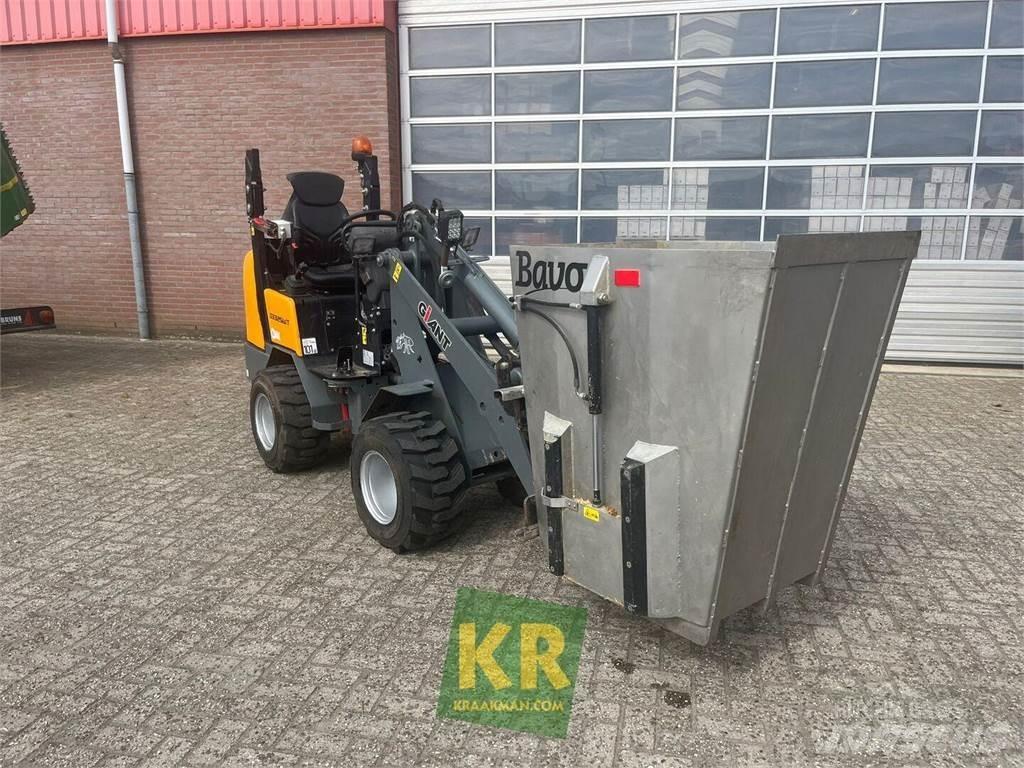 GiANT D332 Prednji utovarivači i bageri