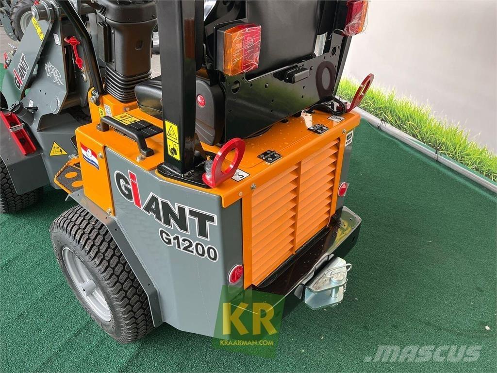 GiANT G1200 Prednji utovarivači i bageri