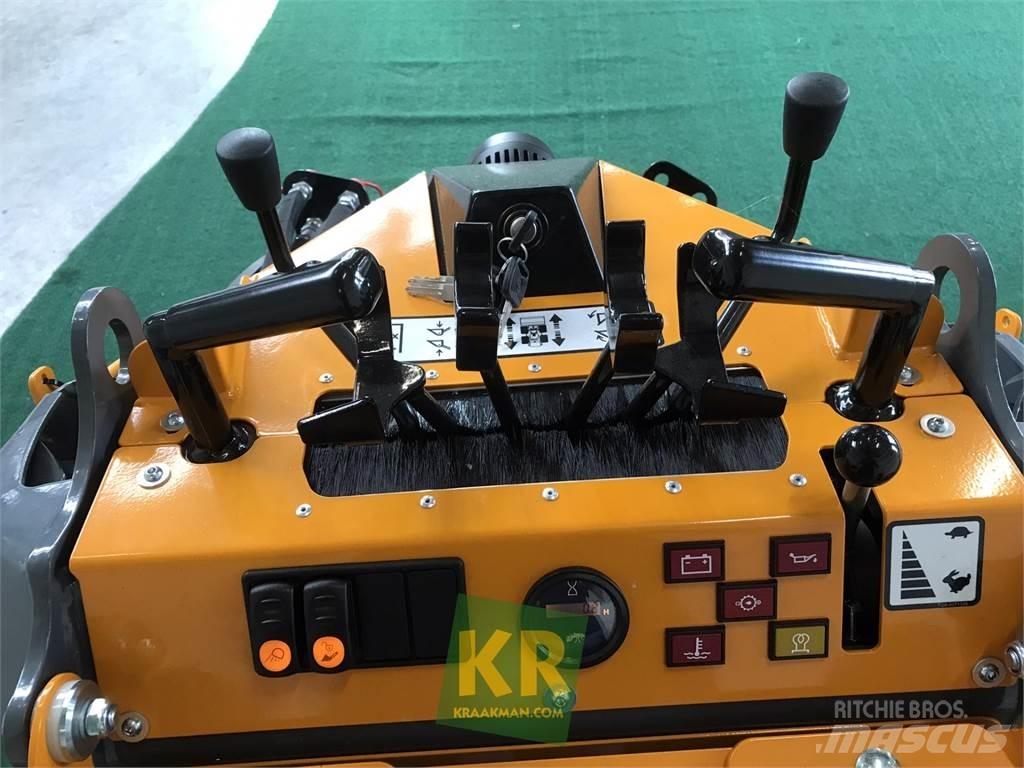 GiANT SK252D Prednji utovarivači i bageri