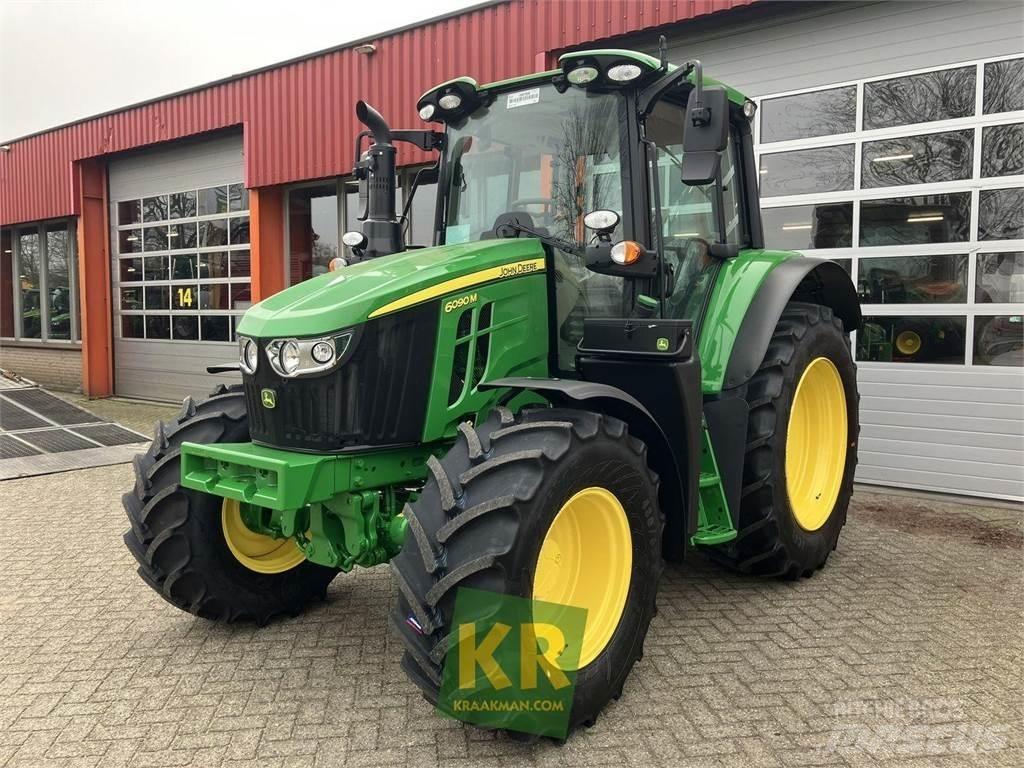 John Deere 6090M Traktori