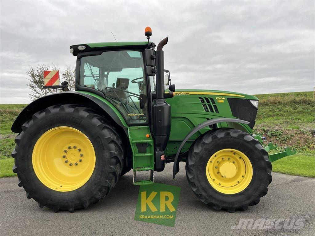 John Deere 6215R Traktori