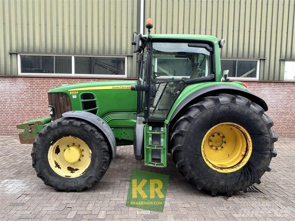 John Deere 6534 Traktori
