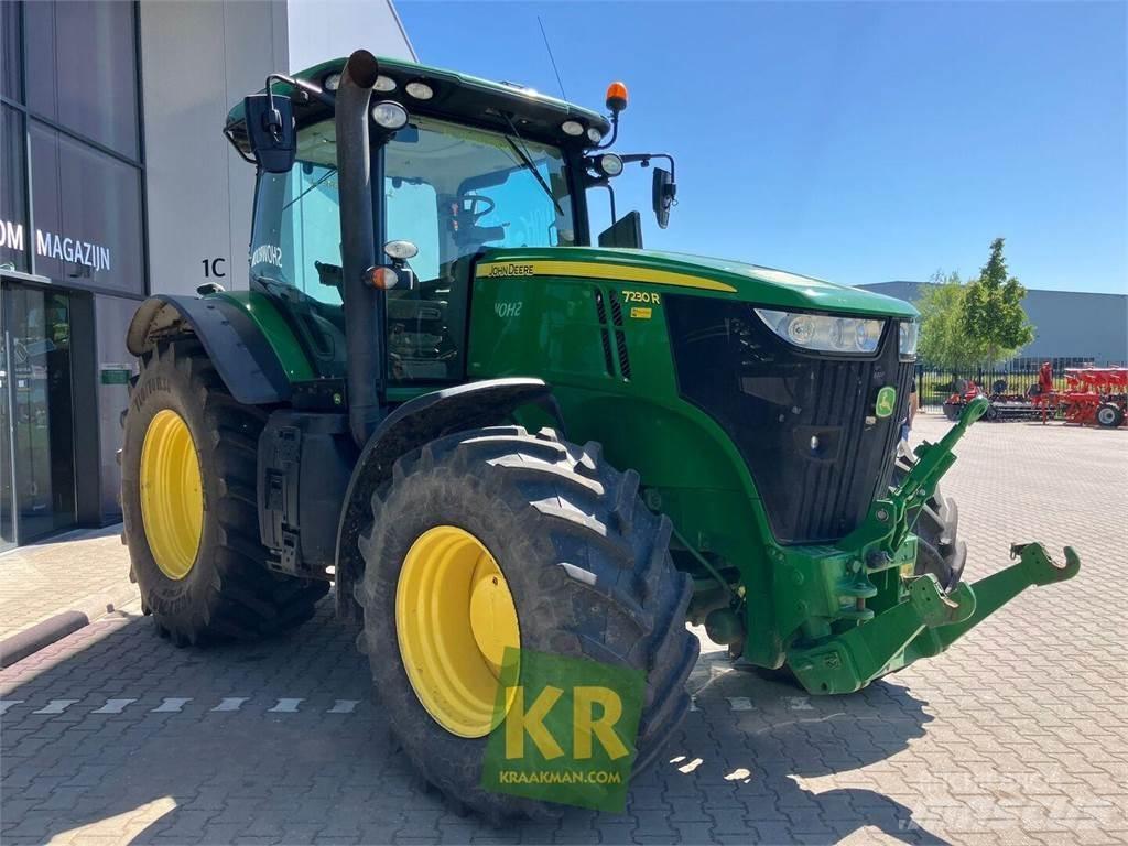 John Deere 7230R Traktori