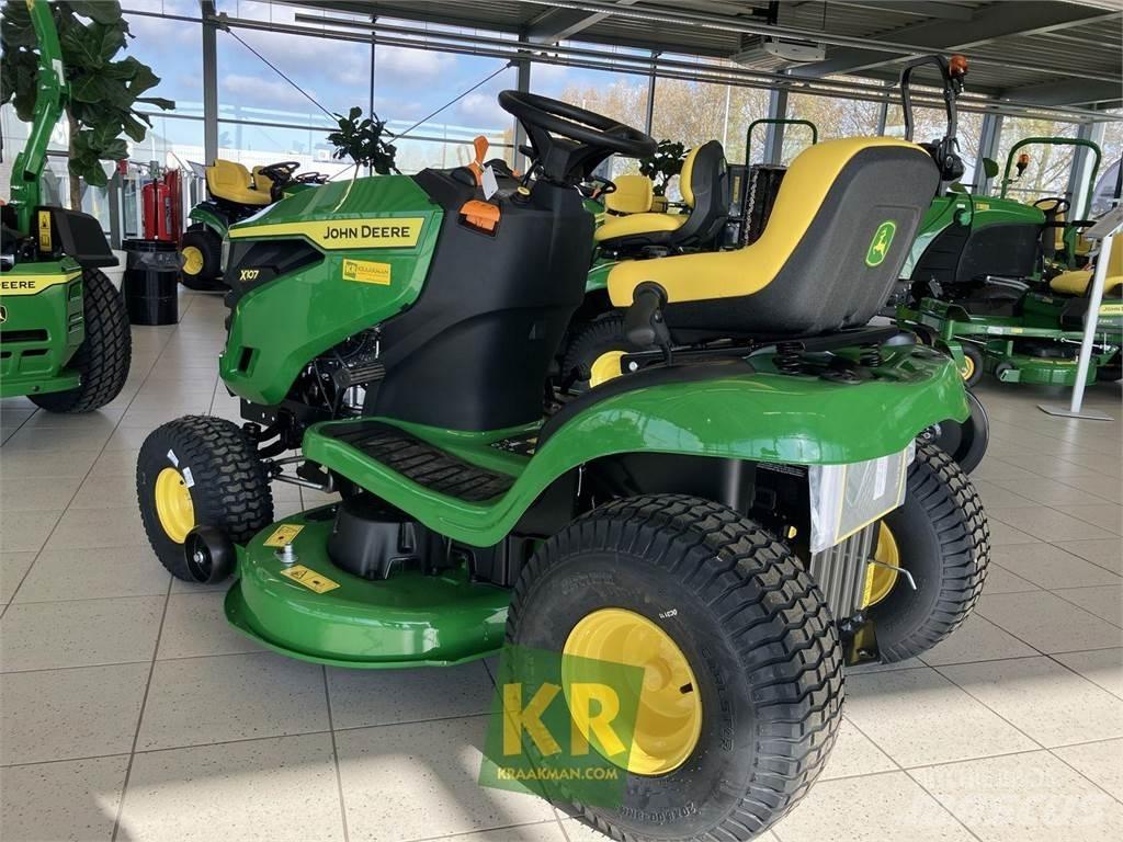 John Deere X107 Traktorske kosilice