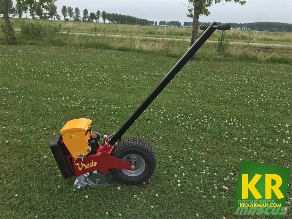 Vredo Turf Buddy Sejačice