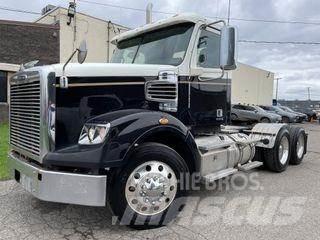 Freightliner 122SD Tegljači