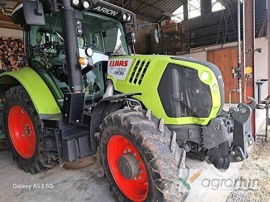 CLAAS ARION 530 CMATIC Traktori