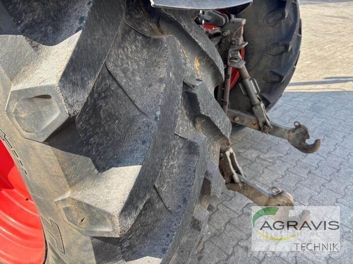 CLAAS ARION 640 CEBIS Traktori