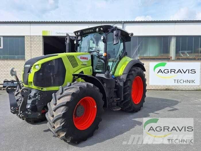 CLAAS AXION 800 CIS+ Traktori