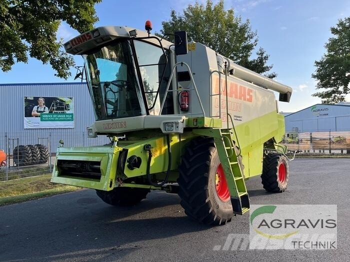CLAAS LEXION 450 Kombajni